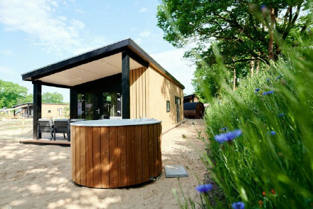 Vakantiepark met hond HW038